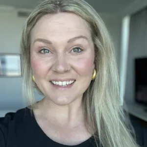 Angela Mensink