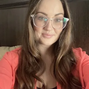 Caitlin Leteff