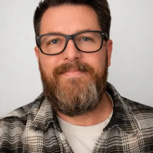 Adam Tompkins, AMFT, APCC, MA, Associate Professional Clinical Counselor in Irvine, CA 92612