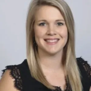 Dr. lauren Roberts