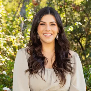 Brittni Petrosy, Master of Arts in Psychology, Associate Marriage & Family Therapist in , CA 
