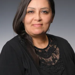 Ariane 'ari' Djavan