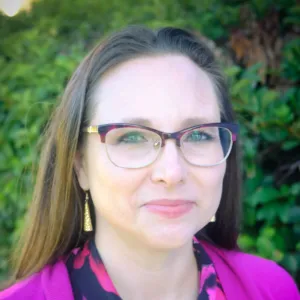 Colleen Lee
