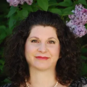 Adrienne Licari