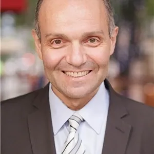 Lawrence Yannuzzi