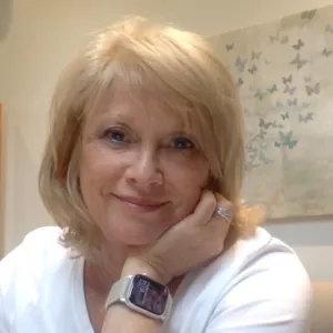 Ellen Schrier