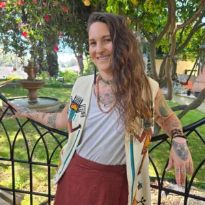 Jaxx Alutalica, MA, LMFT, CST, Licensed Marriage & Family Therapist in Oakland, CA 94605