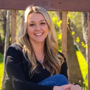 Alexis Harbin, M.S., LPC-Associate, Licensed Professional Counselor Associate in ,  