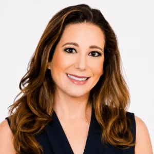 Dr. kelly Romirowsky