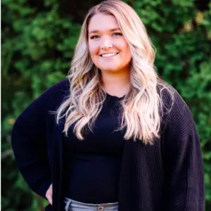 Brianne Huettner, , Licensed Professional Counselor in Ripon, WI 54971