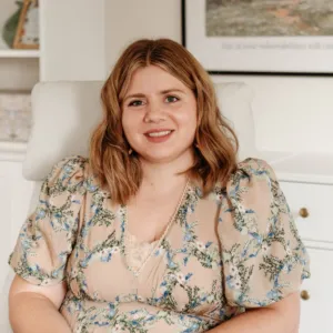 Lindsey Smith, LCSW, Licensed Clinical Social Worker in Arlington Heights, IL 60005