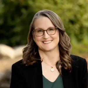 Richelle Amundson, MSW, LICSW, Licensed Clinical Social Worker in Blaine, MN 55434