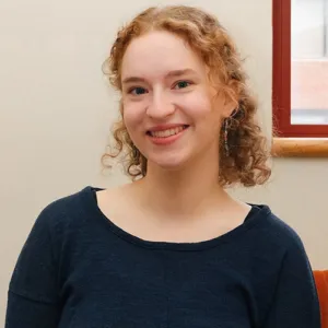 Laurel Bangs, Psychotherapist in training, Student Therapist in Chicago, IL 60605