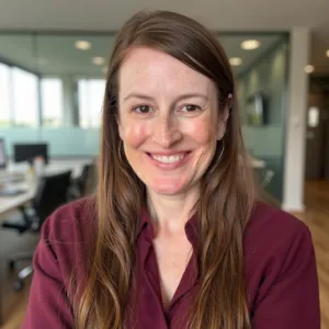 Dr. lindsay Fulton