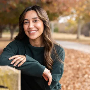 Paola Villa, CA LCSW 118182, AZ LSCW 23937, Licensed Clinical Social Worker in Los Angeles, CA 
