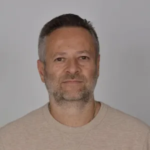 Dr. alex Kaminsky