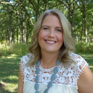 Kelly Huggins, LCSW, Licensed Clinical Social Worker in Batavia, IL 