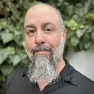 Andrew Robertson, AMFT #158068, Associate Marriage & Family Therapist in Los Angeles, CA 91367