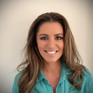 Angela Cameli, LCSW CADC, Licensed Clinical Social Worker in Chicago, IL 60602