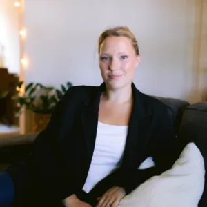 Elena Dooley, MSW, LGSW, Licensed Clinical Social Worker in White Bear Lake, MN 