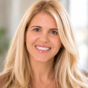 brooke huffstetler, LMFT, Licensed Marriage & Family Therapist in Newport Beach, CA 