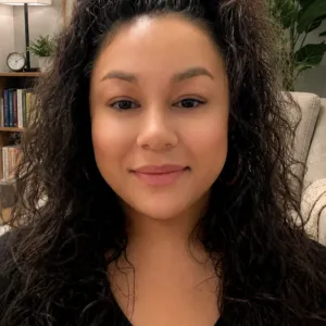 Sylvia Flores, SWIA.SC.70007074, Associate Clinical Social Worker  in Washington 