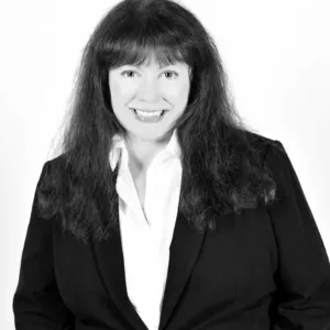 Lynda Hilburn