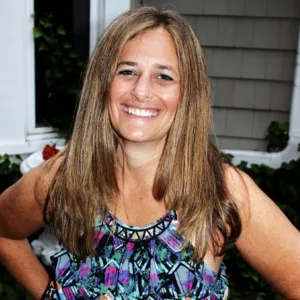 Debby Deroian