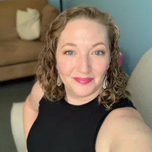 Angela Callahan, LPC, NCC, Licensed Professional Counselor in Portsmouth, VA 