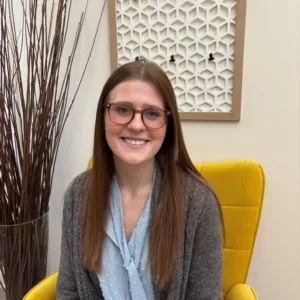 Jenna McKenzie, , Student Therapist in Mendota Heights, MN 