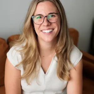 Samantha Manos, LCSW-C, LCSW, PMH-C, Clinical Social Worker  in ,  
