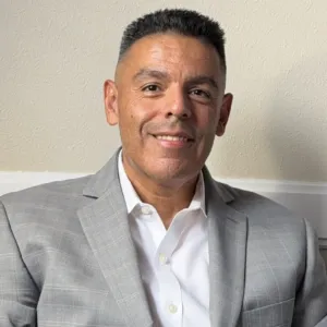 Orlando Valdez, Registered Associate MFT 160844, Registered Associate Marriage and Family Therapist in Los Angeles, CA 91335