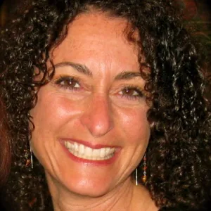 Monica Elden,  lmft