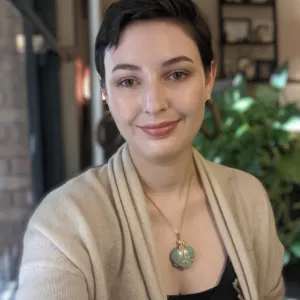 Avery (Veronica) Navas, , Marriage & Family Therapist in Las Vegas, NV 