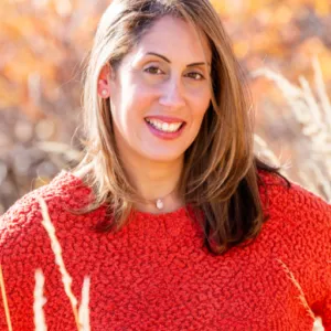 Dr. yarlene Lopez