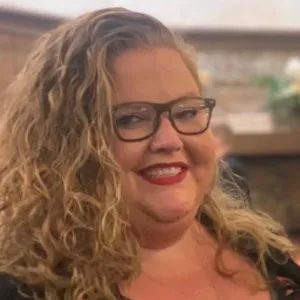 Nicole Rooth