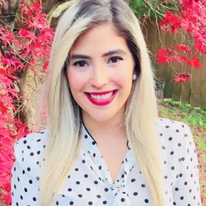 Dr. nina Cabral