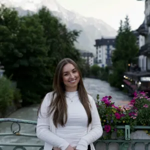 Victoria Snow
