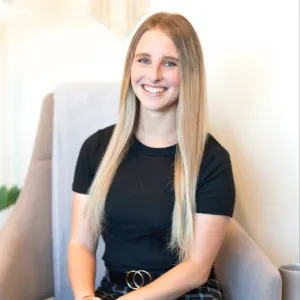 Dr. hayley Sherer