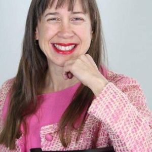 Jennifer Schneider, LICSW (MA, WA), LCSW (CA, IN), Licensed Clinical Social Worker in ,  