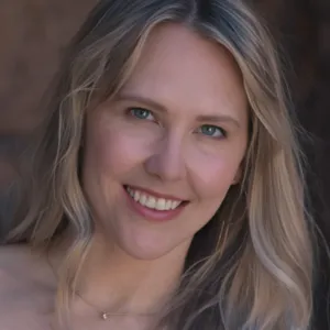 Stephanie Bain
