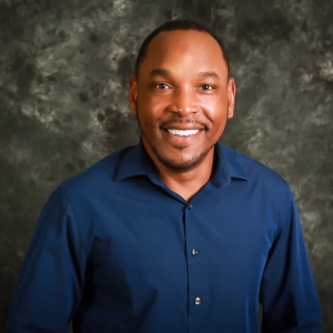 VINCENTE MOZELL, , Psychotherapist in Rancho Cucamonga, CA 91730