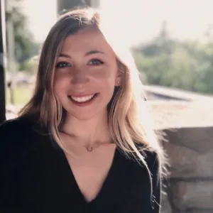 Naomi Root
