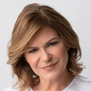 Dr. lisa Reiss