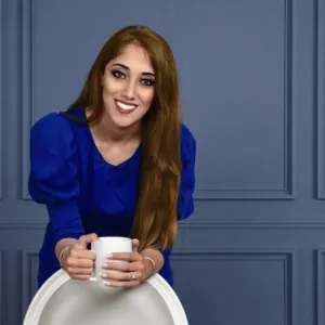 Dr. sabina Khan
