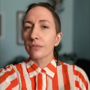 ash luna, LCSW, Somatic Trauma Certified, Holistic Body Work, Licensed Clinical Social Worker in Evanston, IL 60201