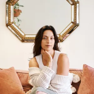 Lillian Farzan, MMFT, Licensed Marriage & Family Therapist in Los Angeles, CA 