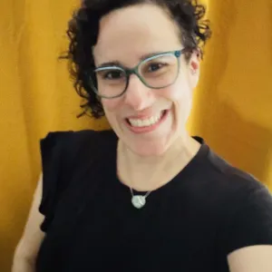Belky Perez, PSYD, LMHC, NCC, BC-TMH, Licensed Clinical Mental Health Counselor in Plantation, FL 