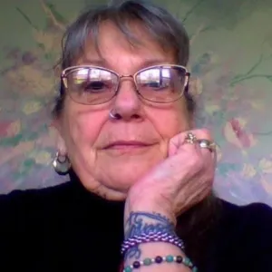 Donna m Chamberlain