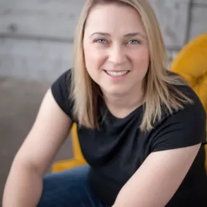 Lynsey Lomeli